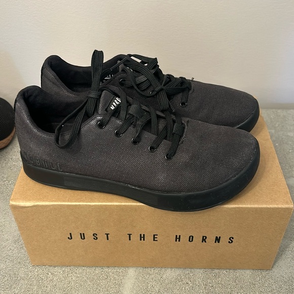 NoBull Canvas Trainers Low - Picture 1 of 7